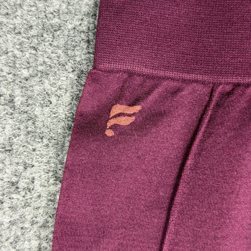 Fabletics Womens High Waisted Seamless Mesh Leggings Burgundy Size XS 7/8 Length - Picture 6 of 6